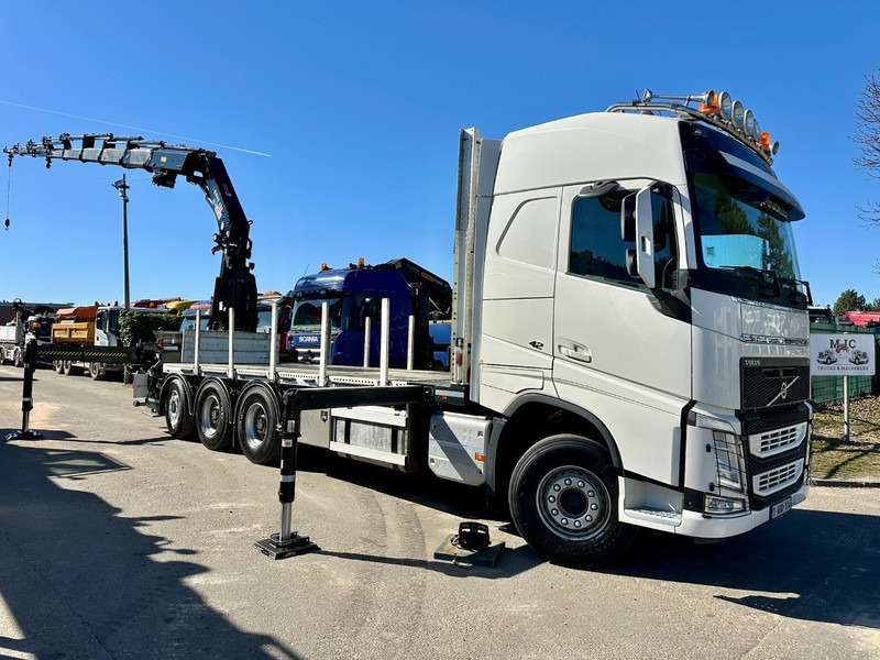 Volvo FH 420 8x4 TRIDEM + KRAAN HIAB 408 E-8 HIPRO + WINCH - 63.000km ONLY - CREWCAB 4 SEATER - PLATFORM 7m - TOP CONDITION - Camion platformă, Camion cu macara: Foto 2 Volvo FH 420 8x4 TRIDEM + KRAAN HIAB 408 E-8 HIPRO + WINCH - 63.000km ONLY - CREWCAB 4 SEATER - PLATFORM 7m - TOP CONDITION - Camion platformă, Camion cu macara: Foto 2