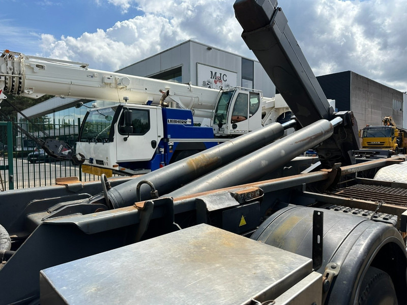 Camion cu cârlig Volvo FH 480 8x2 HOOKLIFT 25T TERBERG - 6m20 - LIFT AXLE - I SHIFT - WB 429cm - HAAKSYSTEEM / ABROLKIPPER: Foto 15