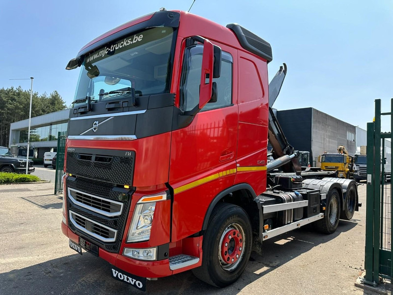 Volvo FH 540 6x4 HOOKLIFT 20T - RETARDER - LIFT AXLE - I-park Cool - SLEEPERCAB - E6 - BE TRUCK - Camion cu cârlig: Foto 3 Volvo FH 540 6x4 HOOKLIFT 20T - RETARDER - LIFT AXLE - I-park Cool - SLEEPERCAB - E6 - BE TRUCK - Camion cu cârlig: Foto 3