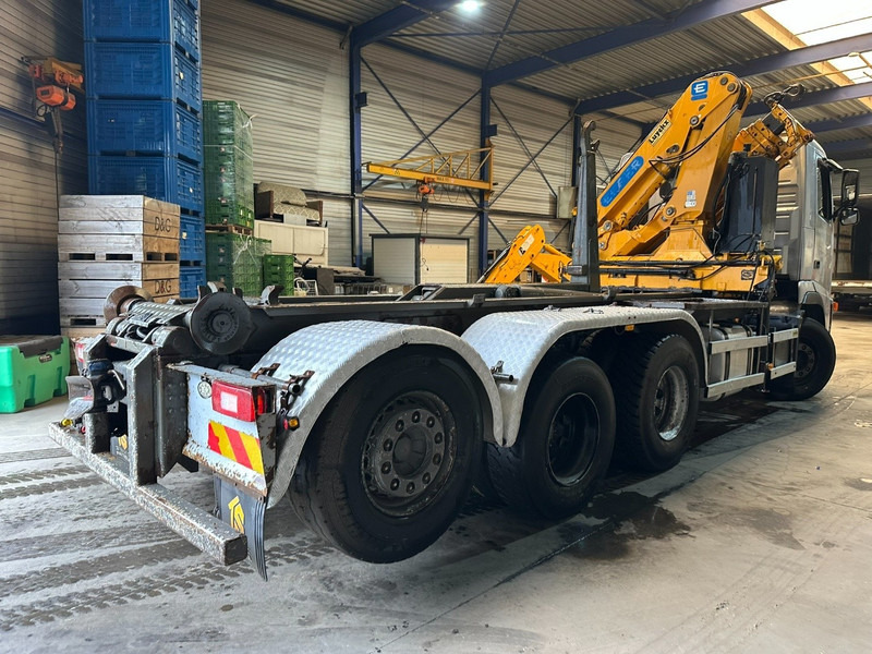 Volvo FH12-420 8x4 HOOKLIFT AJK + CRANE EFFER 250 - 3S - RADIO - TRIDEM LIFT + STEERING AXLE - I SHIFT - BE TRUCK - Camion cu cârlig, Camion cu macara: Foto 5 Volvo FH12-420 8x4 HOOKLIFT AJK + CRANE EFFER 250 - 3S - RADIO - TRIDEM LIFT + STEERING AXLE - I SHIFT - BE TRUCK - Camion cu cârlig, Camion cu macara: Foto 5