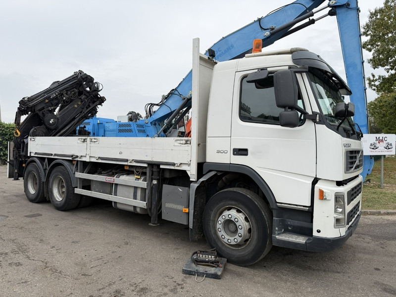 Volvo FM 300 6x4 + (25.8m!) CRANE HIAB 245 E-5 + JIB 65 X-3 + 2 ME - *228.000km* - MANUAL - A/C - EURO 3 - BELGIAN TRUCK - Camion cu macara: Foto 2 Volvo FM 300 6x4 + (25.8m!) CRANE HIAB 245 E-5 + JIB 65 X-3 + 2 ME - *228.000km* - MANUAL - A/C - EURO 3 - BELGIAN TRUCK - Camion cu macara: Foto 2
