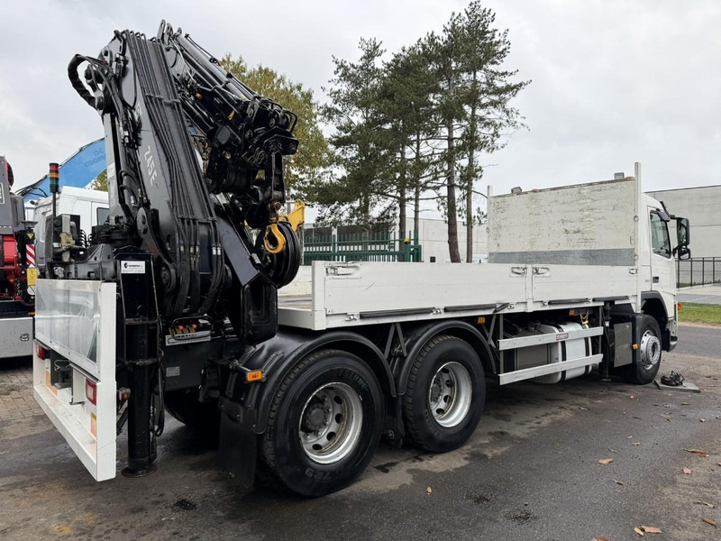 Volvo FM 300 6x4 + (25.8m!) PRITSCHE + KRAN HIAB 245 E-5 + JIB 65 X-3 + 2 ME - *228.000km* - MANUAL - A/C - EURO 3 - BELGIAN TRUCK - Camion platformă, Camion cu macara: Foto 4 Volvo FM 300 6x4 + (25.8m!) PRITSCHE + KRAN HIAB 245 E-5 + JIB 65 X-3 + 2 ME - *228.000km* - MANUAL - A/C - EURO 3 - BELGIAN TRUCK - Camion platformă, Camion cu macara: Foto 4