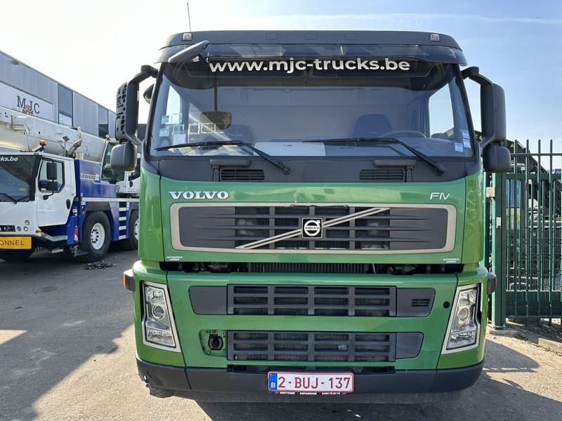Volvo FM 340 8x2 CHASSIS (7m35) - LIFT+STEERING AXLE - MANUAL GEARBOX - EURO 3 - TÜV 05/2025 - BE TRUCK - Camion şasiu: Foto 3 Volvo FM 340 8x2 CHASSIS (7m35) - LIFT+STEERING AXLE - MANUAL GEARBOX - EURO 3 - TÜV 05/2025 - BE TRUCK - Camion şasiu: Foto 3