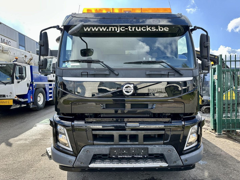 Volvo FMX 370 6x2 PLATFORM 6M35 + CRANE EFFER 215/6S -*127.000km* - LIFT AXLE - DOUBLE WHEELS - I SHIFT - EURO 6 - BE PAPERS - Camion cu macara: Foto 3 Volvo FMX 370 6x2 PLATFORM 6M35 + CRANE EFFER 215/6S -*127.000km* - LIFT AXLE - DOUBLE WHEELS - I SHIFT - EURO 6 - BE PAPERS - Camion cu macara: Foto 3
