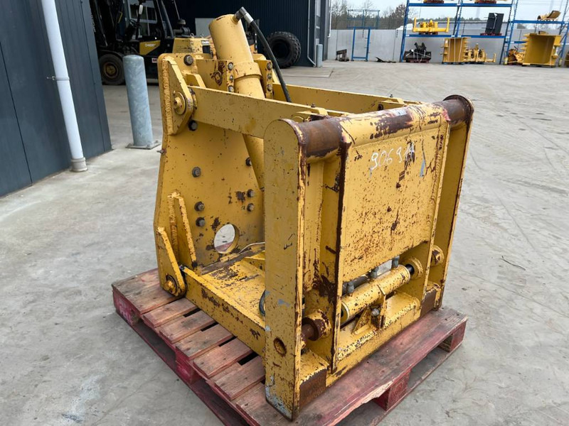 Cat 12H / 120M / 120H / 140G / 140H / 140K / 140M / 14 - Ataşament pentru Utilaje constructii: Foto 1 Cat 12H / 120M / 120H / 140G / 140H / 140K / 140M / 14 - Ataşament pentru Utilaje constructii: Foto 1