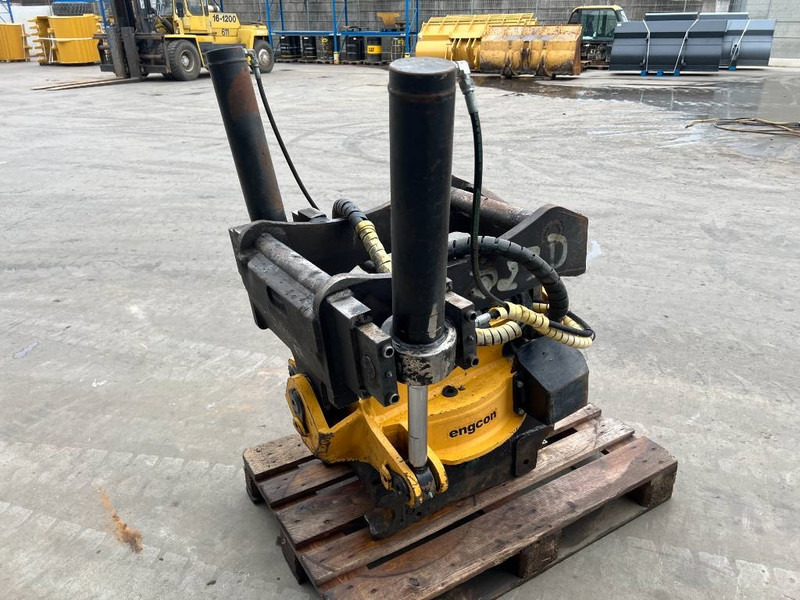 Engcon EC30-S70-S70-SS9 - Ataşament pentru Utilaje constructii: Foto 4 Engcon EC30-S70-S70-SS9 - Ataşament pentru Utilaje constructii: Foto 4