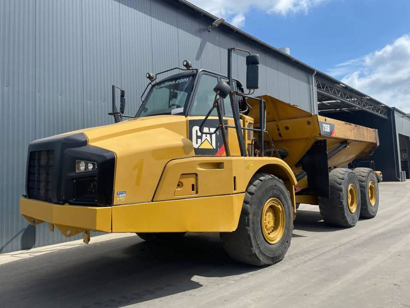 Cat 735 | 735B - Camion articulat: Foto 1 Cat 735 | 735B - Camion articulat: Foto 1