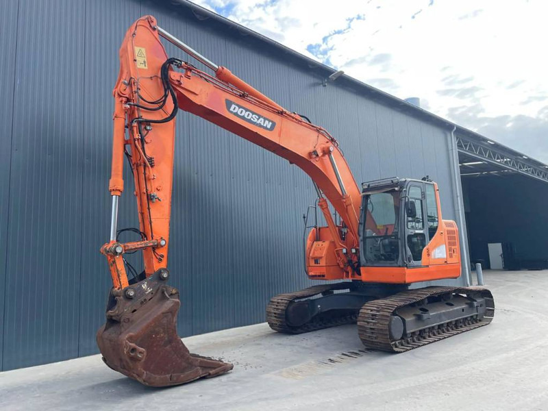Doosan DX235LCR - Excavator pe şenile: Foto 1 Doosan DX235LCR - Excavator pe şenile: Foto 1