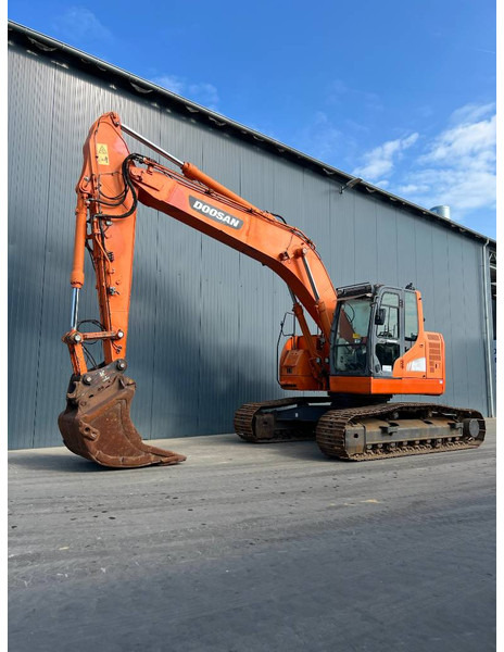 Doosan DX235LCR - Excavator pe şenile: Foto 1 Doosan DX235LCR - Excavator pe şenile: Foto 1