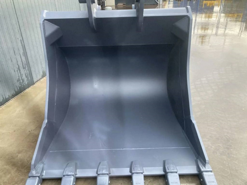 Komatsu PC300 - Cupă pentru Utilaje constructii: Foto 4 Komatsu PC300 - Cupă pentru Utilaje constructii: Foto 4