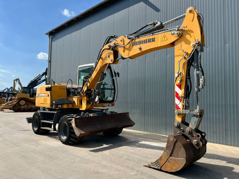 Liebherr A311 Litronic - Excavator pe roţi: Foto 3 Liebherr A311 Litronic - Excavator pe roţi: Foto 3