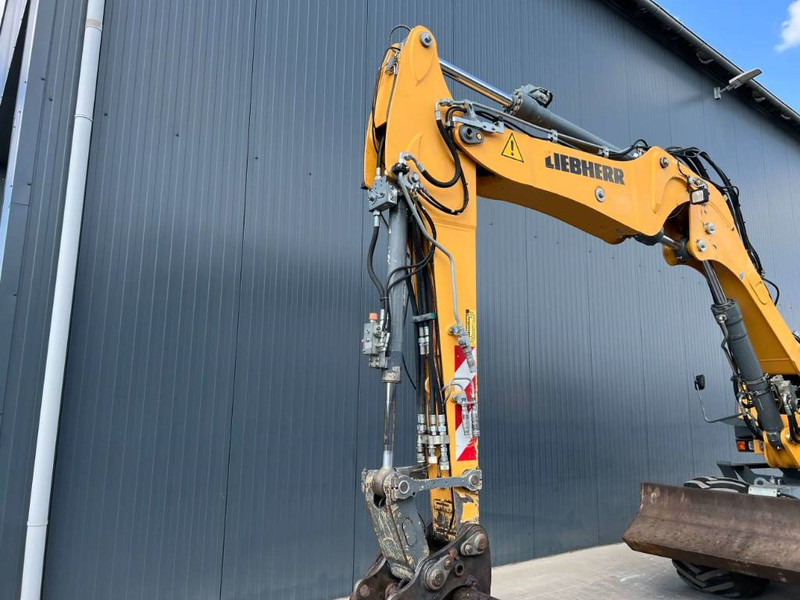 Excavator pe roţi Liebherr A311 Litronic: Foto 12