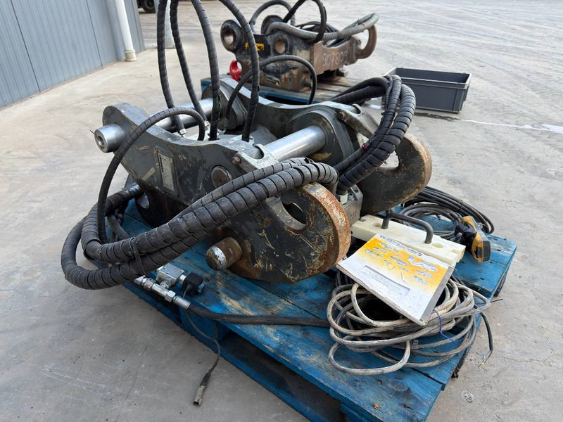 Liebherr SWA48 - 323F Likufix - Cuplare rapidă pentru Utilaje constructii: Foto 4 Liebherr SWA48 - 323F Likufix - Cuplare rapidă pentru Utilaje constructii: Foto 4