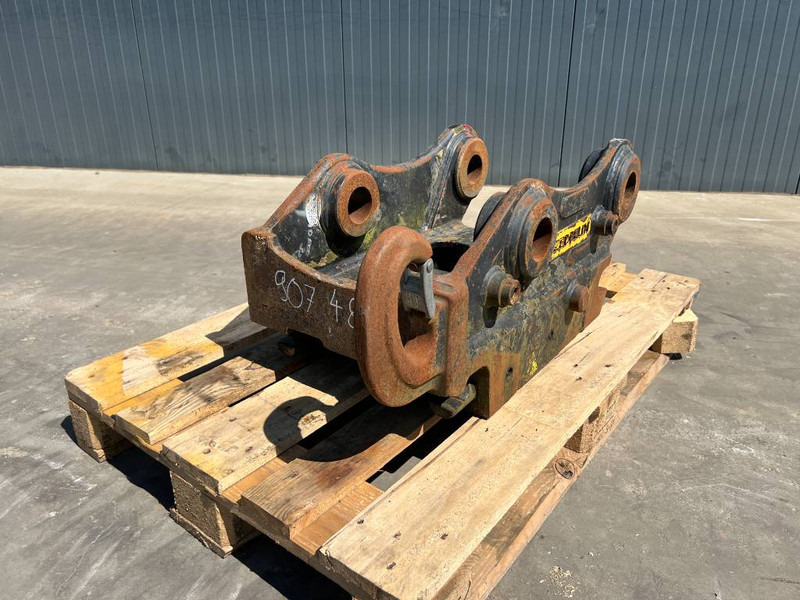 OilQuick OQ65 - M314F / M316F / M318F - Cuplare rapidă pentru Utilaje constructii: Foto 1 OilQuick OQ65 - M314F / M316F / M318F - Cuplare rapidă pentru Utilaje constructii: Foto 1