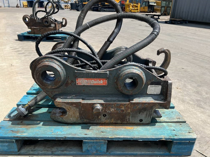 OilQuick OQ70/55 - 323E - Cuplare rapidă pentru Utilaje constructii: Foto 4 OilQuick OQ70/55 - 323E - Cuplare rapidă pentru Utilaje constructii: Foto 4