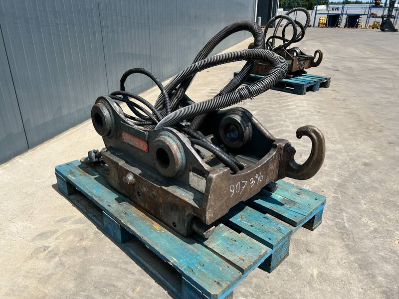 OilQuick OQ70/55 - 323E - Cuplare rapidă pentru Utilaje constructii: Foto 3 OilQuick OQ70/55 - 323E - Cuplare rapidă pentru Utilaje constructii: Foto 3