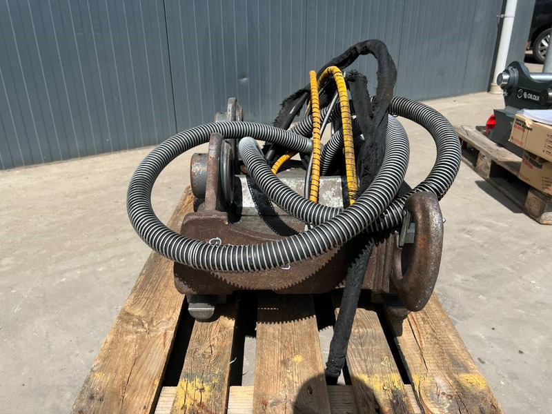 OilQuick OQ70/55 - EC210 / EC220 - Cuplare rapidă pentru Utilaje constructii: Foto 2 OilQuick OQ70/55 - EC210 / EC220 - Cuplare rapidă pentru Utilaje constructii: Foto 2