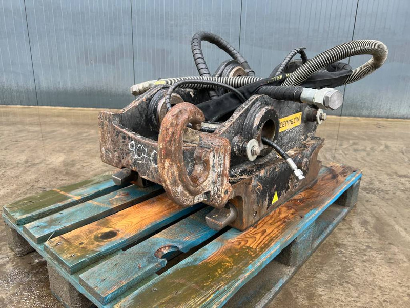 OilQuick OQ80 - M322D - Cuplare rapidă pentru Utilaje constructii: Foto 1 OilQuick OQ80 - M322D - Cuplare rapidă pentru Utilaje constructii: Foto 1