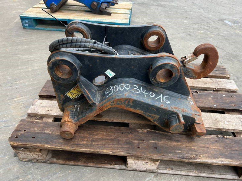 Verachtert CW20 - 312 / 311F / 313F / 315F - Cuplare rapidă pentru Utilaje constructii: Foto 4 Verachtert CW20 - 312 / 311F / 313F / 315F - Cuplare rapidă pentru Utilaje constructii: Foto 4