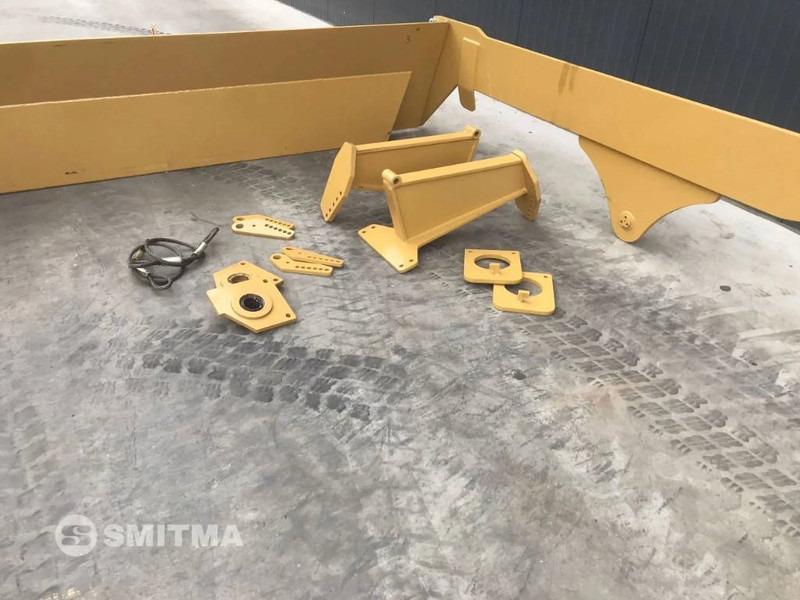 Volvo A40G - Oblon hidraulic pentru Utilaje constructii: Foto 5 Volvo A40G - Oblon hidraulic pentru Utilaje constructii: Foto 5