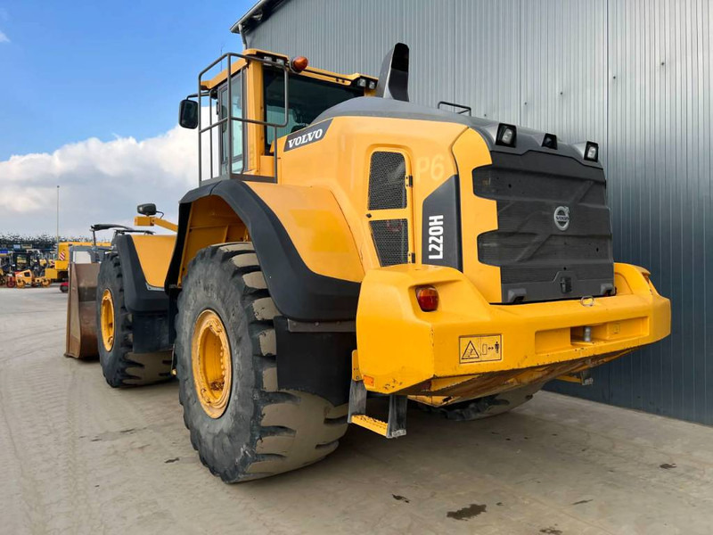 Volvo L220H - Încărcător frontal pe pneuri: Foto 2 Volvo L220H - Încărcător frontal pe pneuri: Foto 2