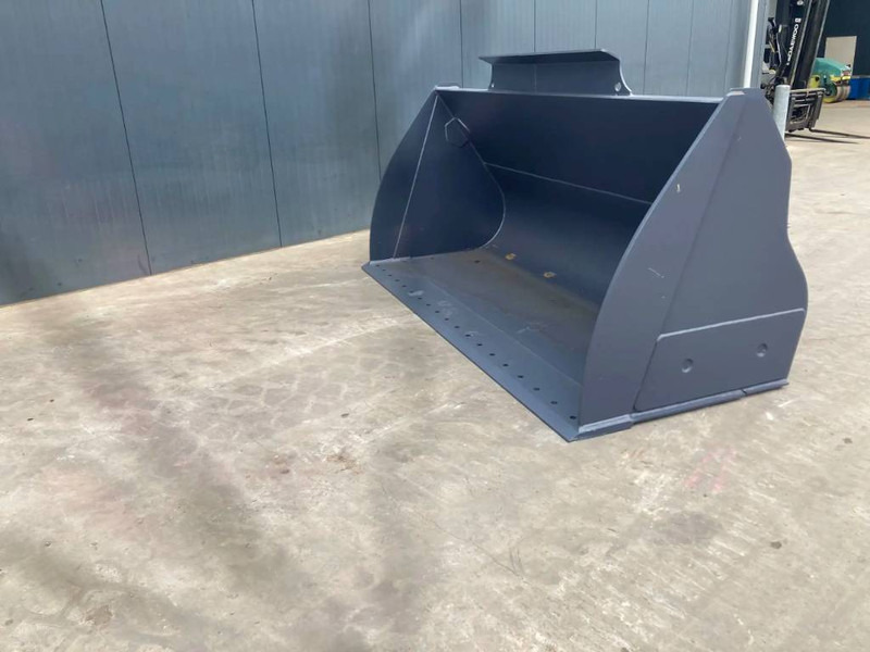 Volvo L90G - Cupă pentru Utilaje constructii: Foto 5 Volvo L90G - Cupă pentru Utilaje constructii: Foto 5