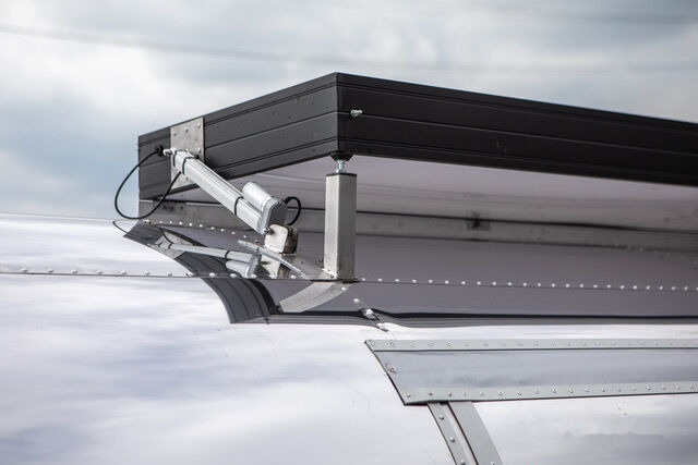 Rulota comerciala nou Airstream Catering Trailer | IN STOCK: Foto 22