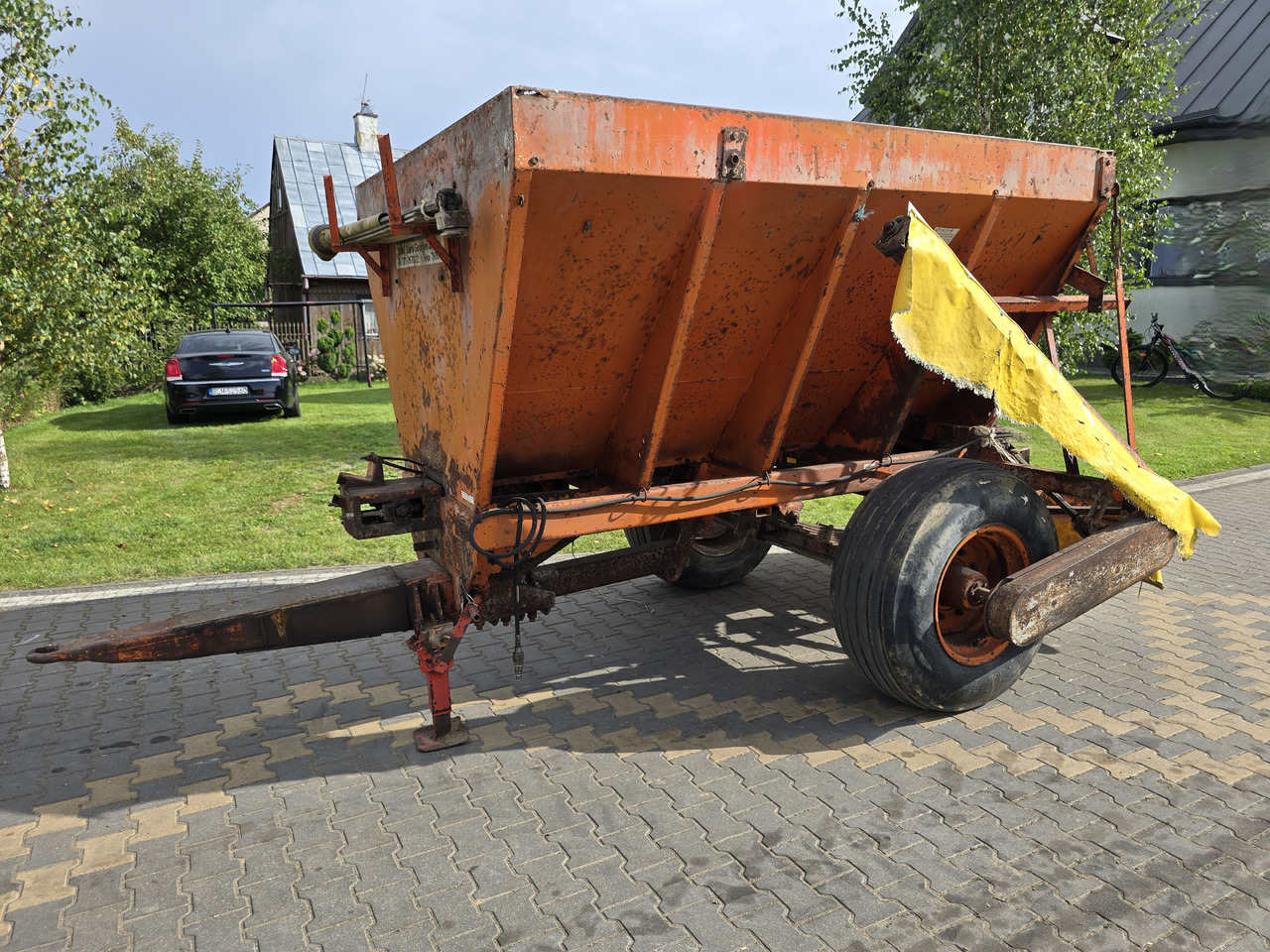 AMOS AGMT 5 ton - Imprastietor îngrăşăminte: Foto 3 AMOS AGMT 5 ton - Imprastietor îngrăşăminte: Foto 3