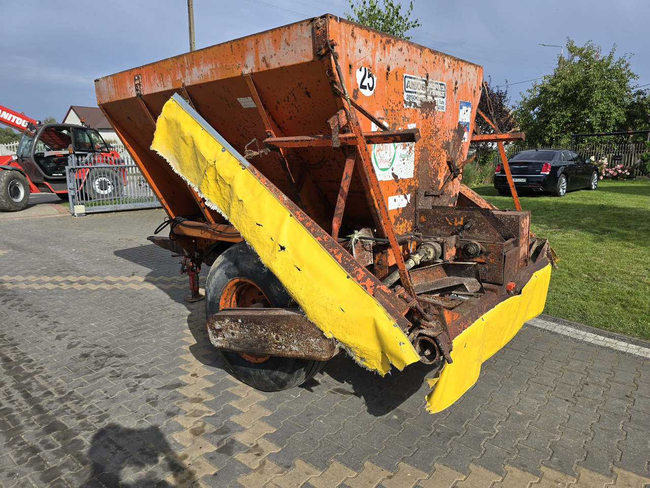 AMOS AGMT 5 ton - Imprastietor îngrăşăminte: Foto 5 AMOS AGMT 5 ton - Imprastietor îngrăşăminte: Foto 5