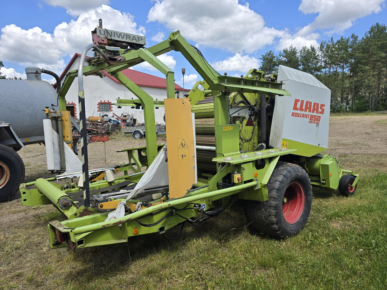 CLAAS ROLLANT 250 Roto Cut - Presă baloţi rotunzi: Foto 5 CLAAS ROLLANT 250 Roto Cut - Presă baloţi rotunzi: Foto 5