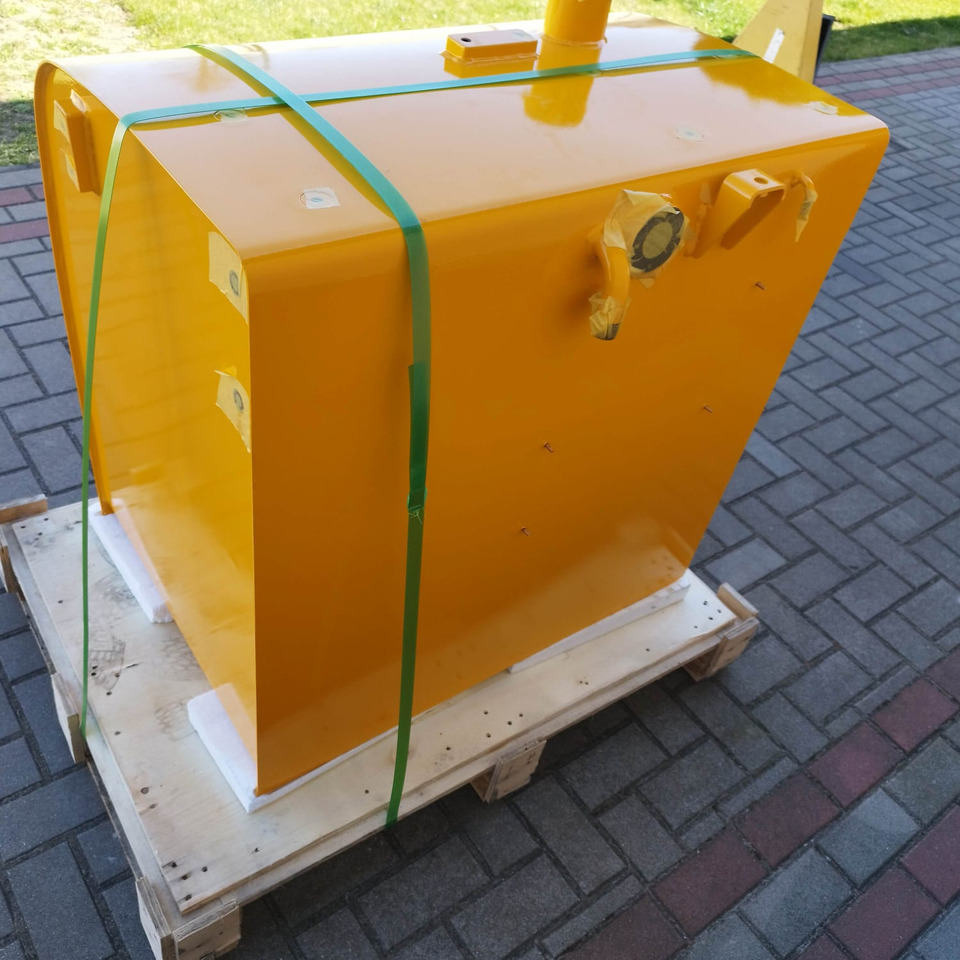 JCB 335/A8209 - Rezervor combustibil pentru Utilaje constructii: Foto 5 JCB 335/A8209 - Rezervor combustibil pentru Utilaje constructii: Foto 5