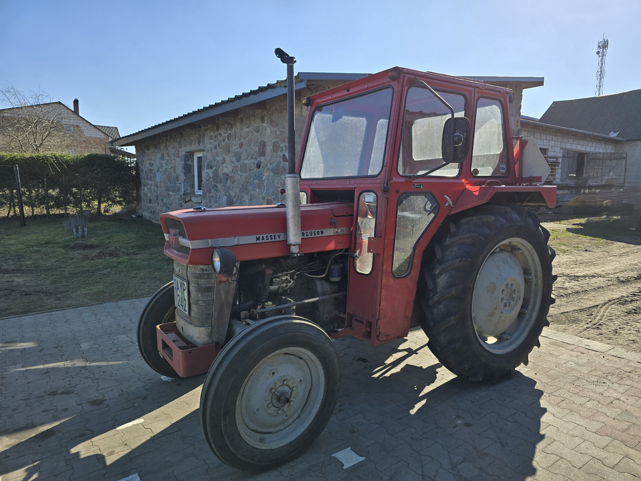 MASSEY FERGUSON 135 - Tractor agricol: Foto 2 MASSEY FERGUSON 135 - Tractor agricol: Foto 2