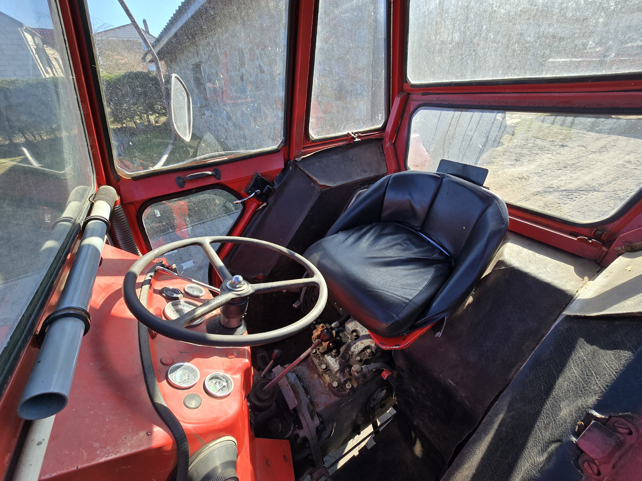 MASSEY FERGUSON 135 - Tractor agricol: Foto 4 MASSEY FERGUSON 135 - Tractor agricol: Foto 4