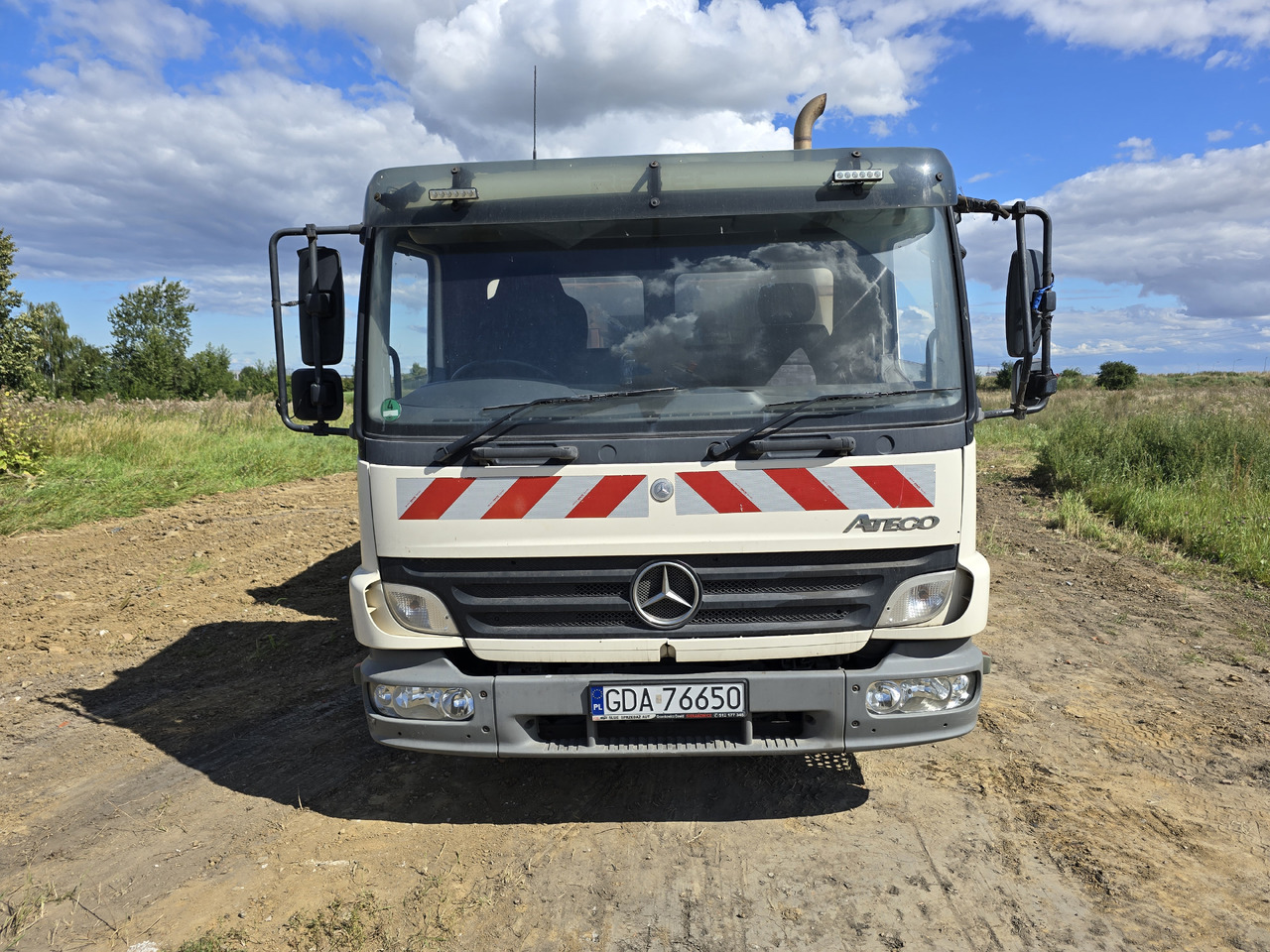MERCEDES-BENZ Atego - Măturătoare stradală: Foto 4 MERCEDES-BENZ Atego - Măturătoare stradală: Foto 4