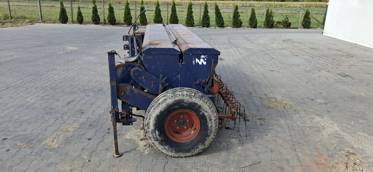 NORDSTEN Combi-Matic 3 m - Maşină agricole pentru semanat: Foto 2 NORDSTEN Combi-Matic 3 m - Maşină agricole pentru semanat: Foto 2