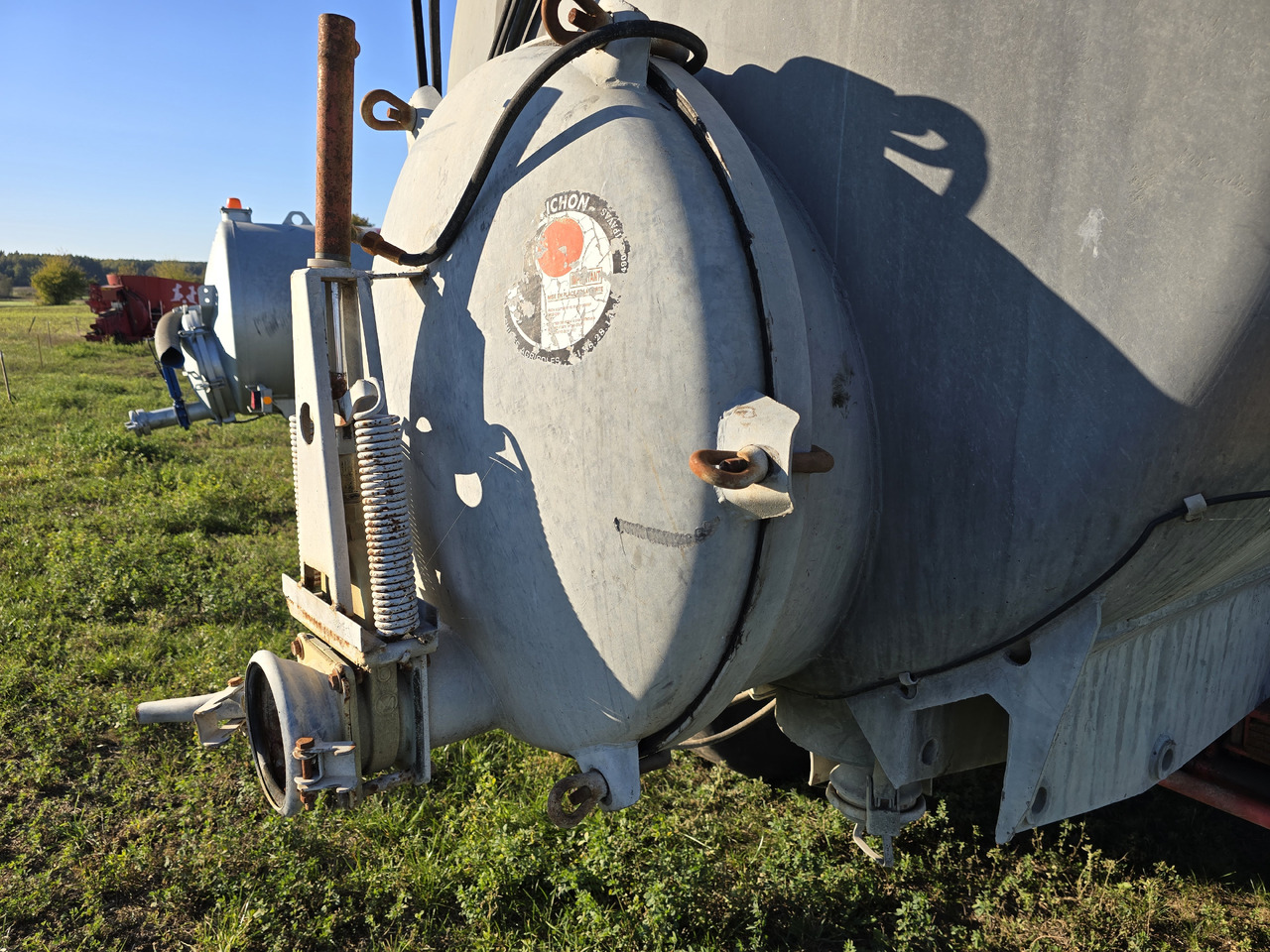 PICHON S.A. TL15 - Cisternă vidanjă: Foto 2 PICHON S.A. TL15 - Cisternă vidanjă: Foto 2