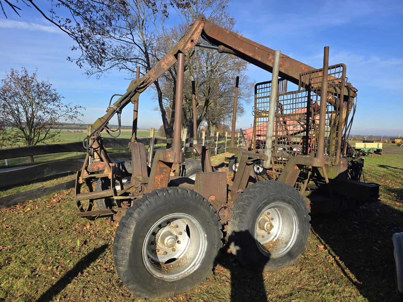 Przyczepa leśna do zrywki - Remorcă agricolă: Foto 5 Przyczepa leśna do zrywki - Remorcă agricolă: Foto 5