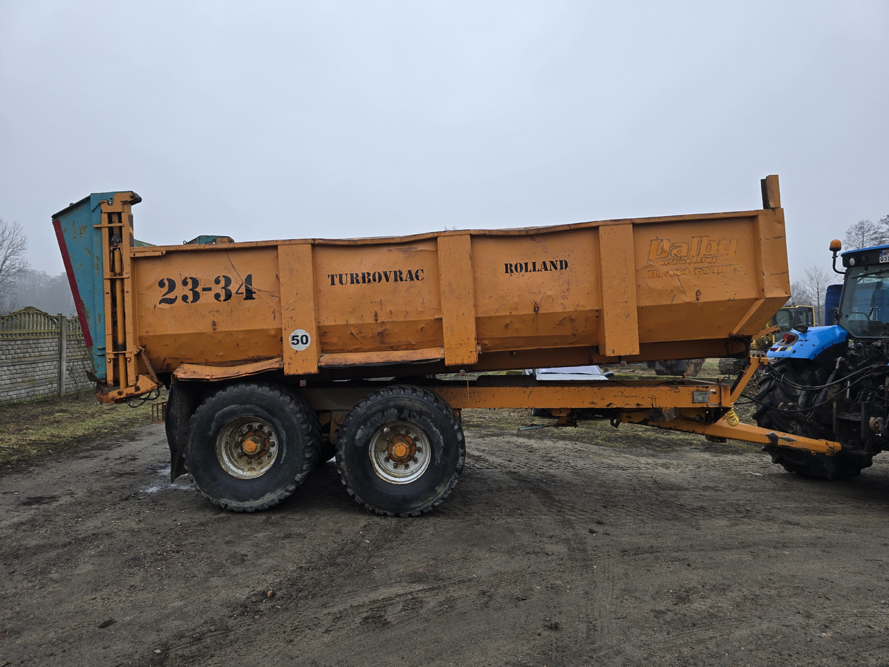 ROLLAND TURBOVRAC  23-34 - Remorcă autobasculantă agricolă: Foto 1 ROLLAND TURBOVRAC  23-34 - Remorcă autobasculantă agricolă: Foto 1