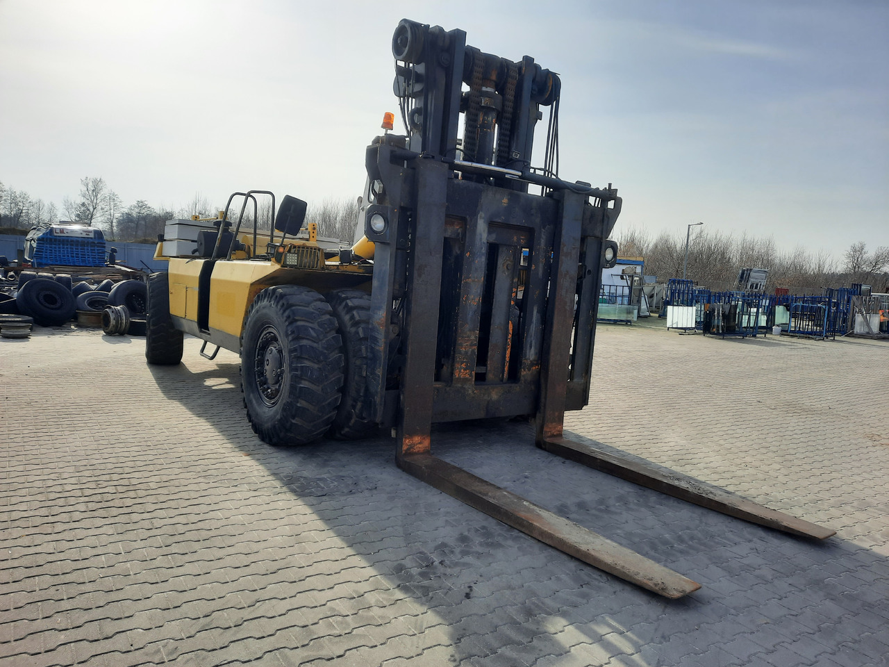 Valmet TD2712 - A25036 - Stivuitor containere: Foto 1 Valmet TD2712 - A25036 - Stivuitor containere: Foto 1