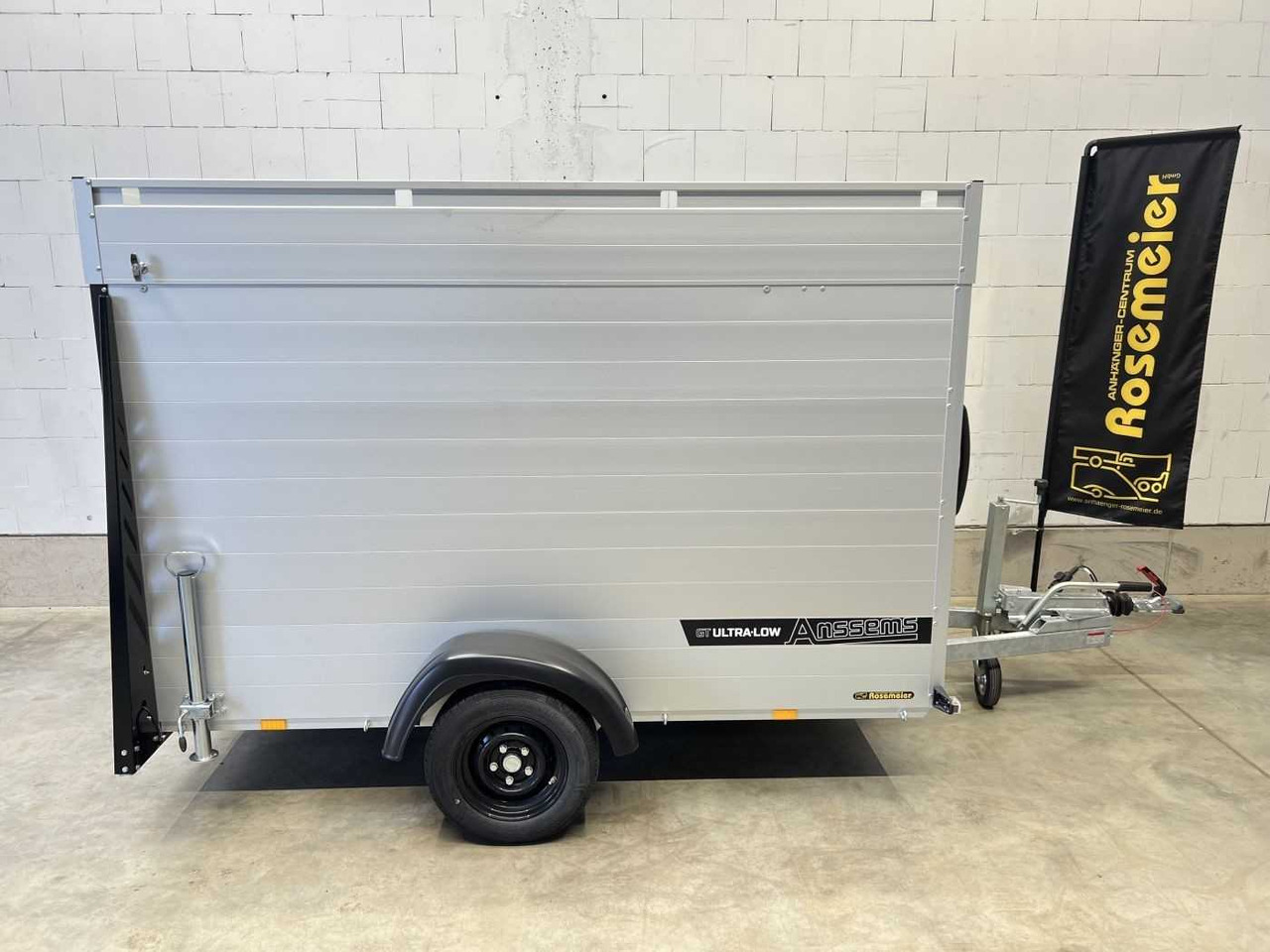 ANSSEMS GTB 1350 VT3 Ultra Low Deckelanhänger - Remorca auto: Foto 2 ANSSEMS GTB 1350 VT3 Ultra Low Deckelanhänger - Remorca auto: Foto 2