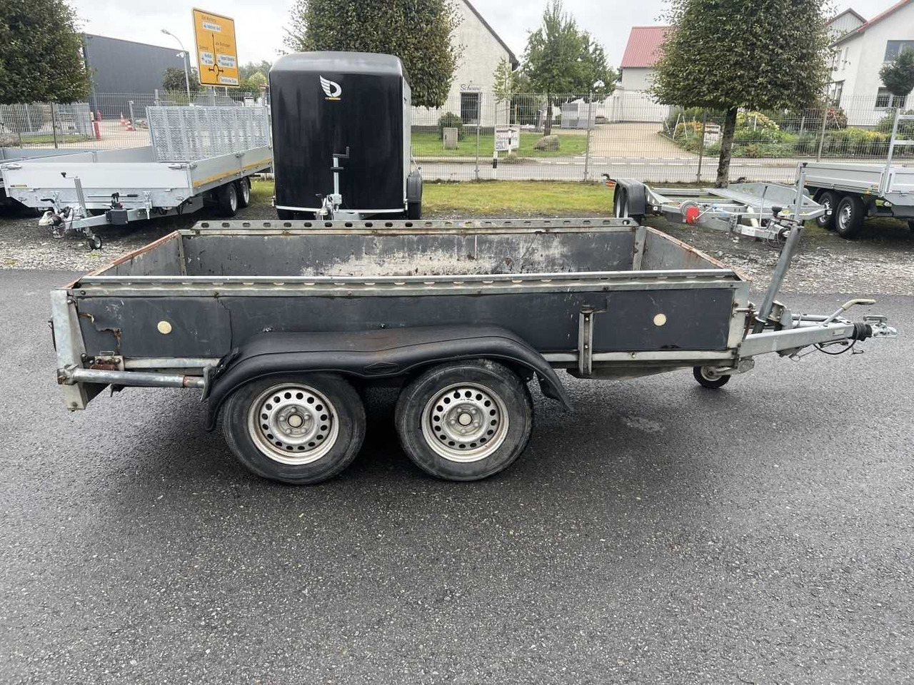 BOECKMANN HT 3015/27 Kastenanhänger gebremst - Remorca auto: Foto 2 BOECKMANN HT 3015/27 Kastenanhänger gebremst - Remorca auto: Foto 2