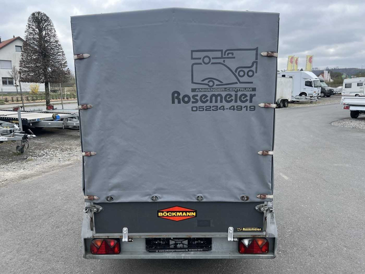 BOECKMANN HU 2513/75 Plane Kastenanhänger - Remorca auto: Foto 4 BOECKMANN HU 2513/75 Plane Kastenanhänger - Remorca auto: Foto 4