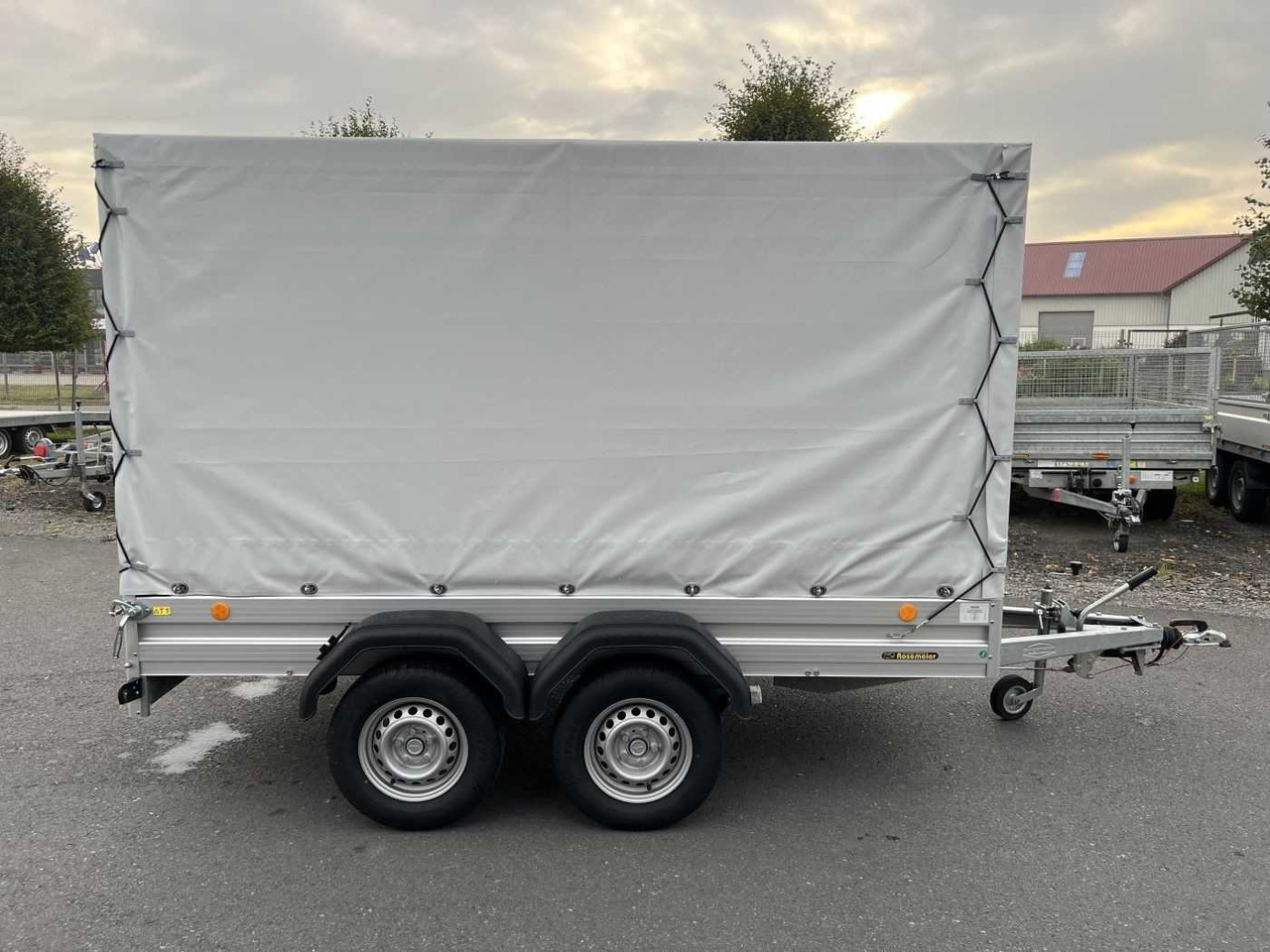 BOECKMANN TL-AL 3015/20 Plane Kastenanhänger gebremst - Remorca auto: Foto 2 BOECKMANN TL-AL 3015/20 Plane Kastenanhänger gebremst - Remorca auto: Foto 2