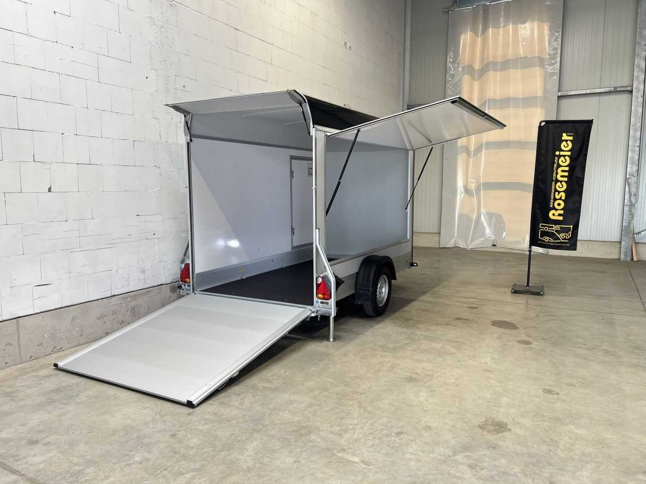 CHEVAL LIBERTE DEBON C300 Roadster Verk.Kl Tür Kofferanhänger - Rulota comerciala: Foto 2 CHEVAL LIBERTE DEBON C300 Roadster Verk.Kl Tür Kofferanhänger - Rulota comerciala: Foto 2