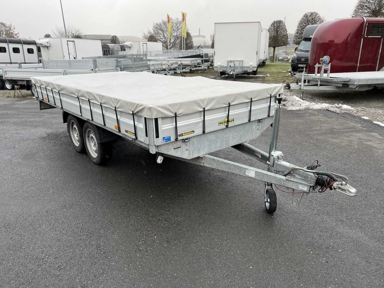 HUMBAUR HT 254118 Hochlader - Remorcă platformă: Foto 1 HUMBAUR HT 254118 Hochlader - Remorcă platformă: Foto 1