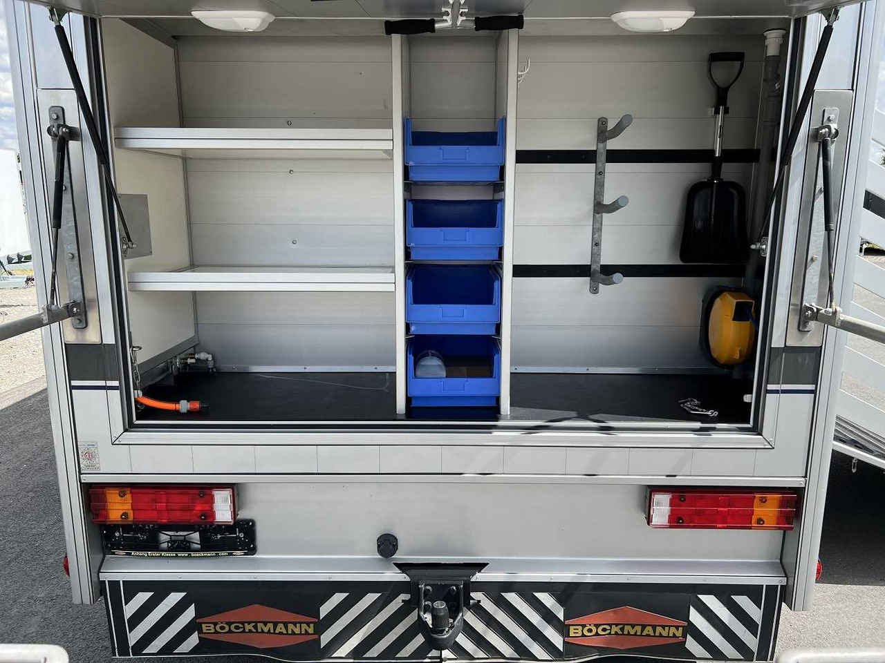 Camion transport cai MERCEDES-BENZ Atego 918L LKW: Foto 16