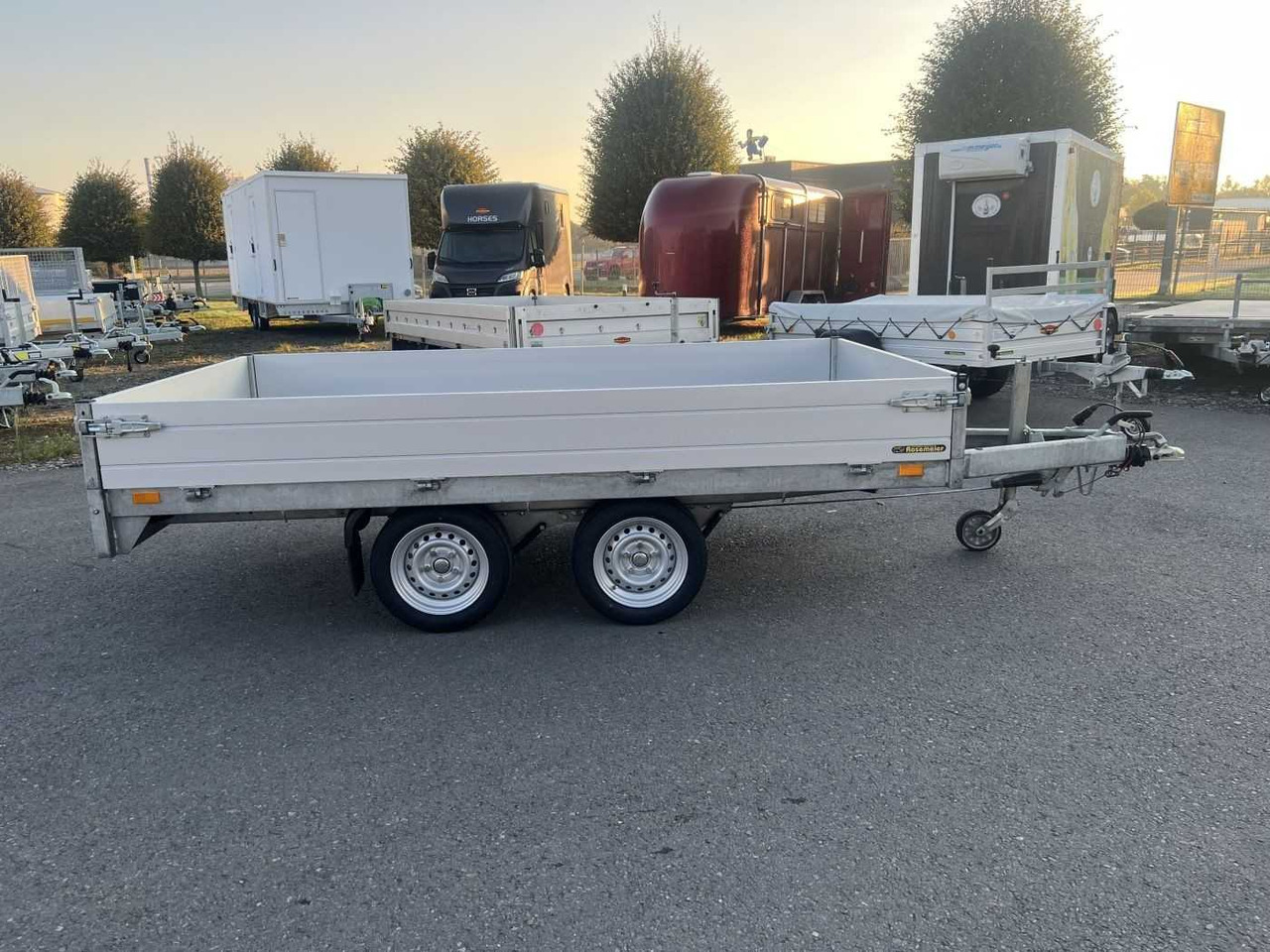 SARIS PL 306 170 2700 2 Hochlader - Remorca auto: Foto 1 SARIS PL 306 170 2700 2 Hochlader - Remorca auto: Foto 1