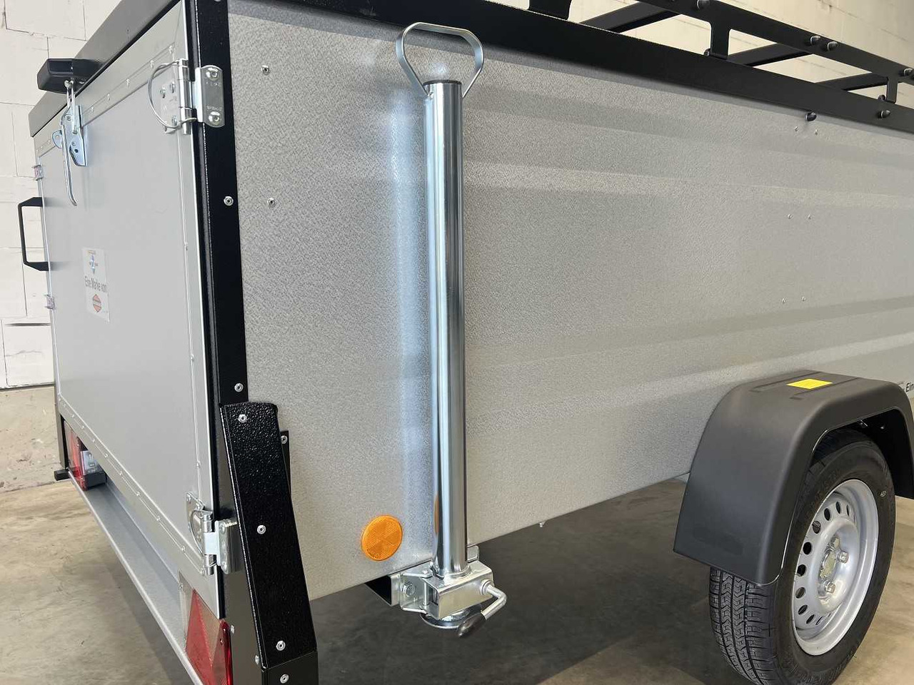 TPV KT-EU3 Deckelanhänger - Remorca auto: Foto 3 TPV KT-EU3 Deckelanhänger - Remorca auto: Foto 3