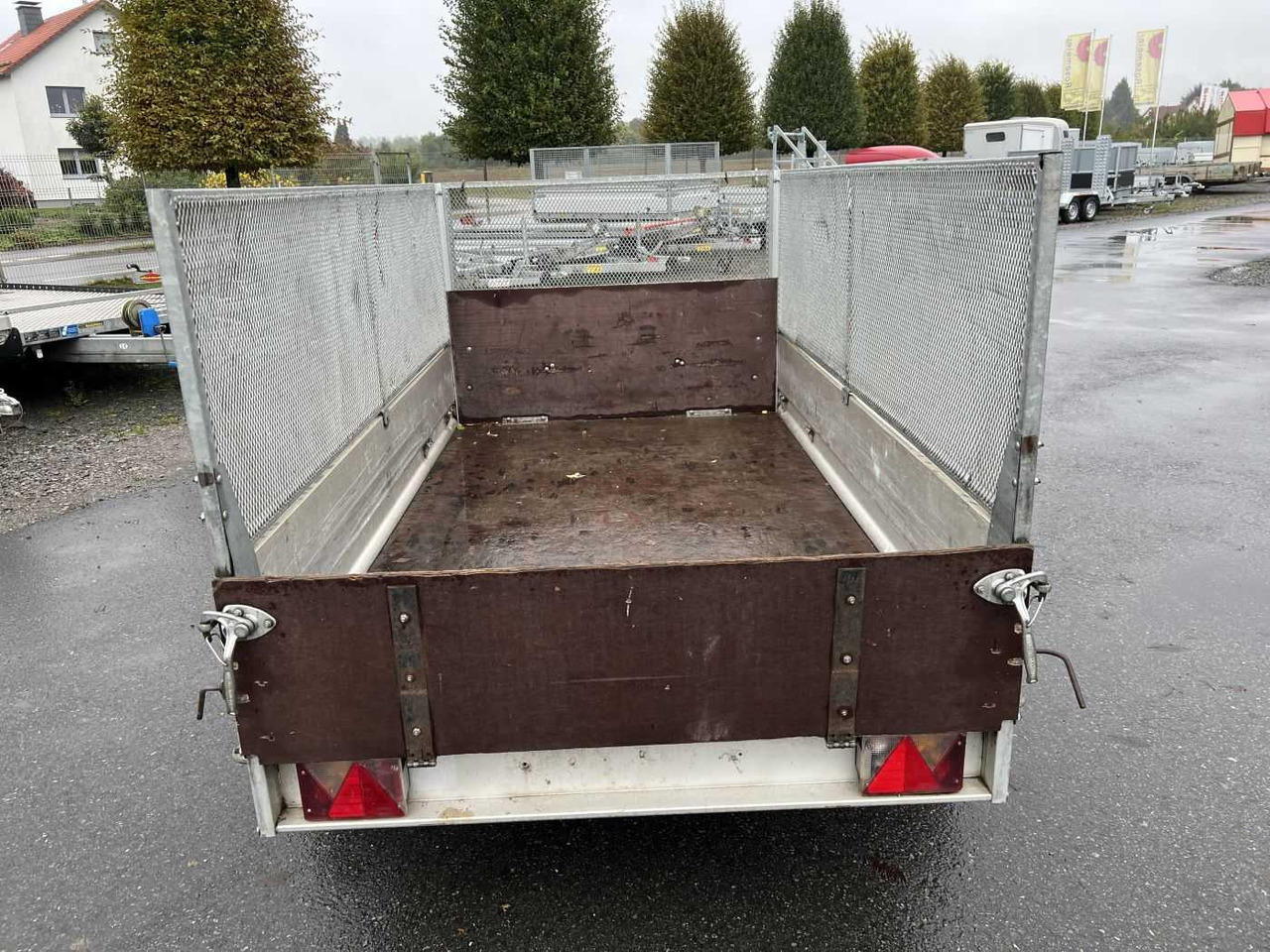 UNSINN K 1325 Gitter Kastenanhänger gebremst - Remorca auto: Foto 4 UNSINN K 1325 Gitter Kastenanhänger gebremst - Remorca auto: Foto 4