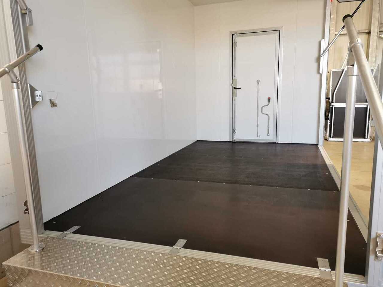 Rulota comerciala nou UNSINN PK 3036-10-2040 Promotion Verkaufsanhänger: Foto 30 Rulota comerciala nou UNSINN PK 3036-10-2040 Promotion Verkaufsanhänger: Foto 30